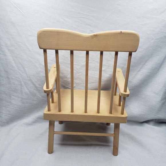 Cottage Handcrafted Wood Doll Sized Chair and Farm Fresh Egg Sign Shadowbox - Picture 6 of 9